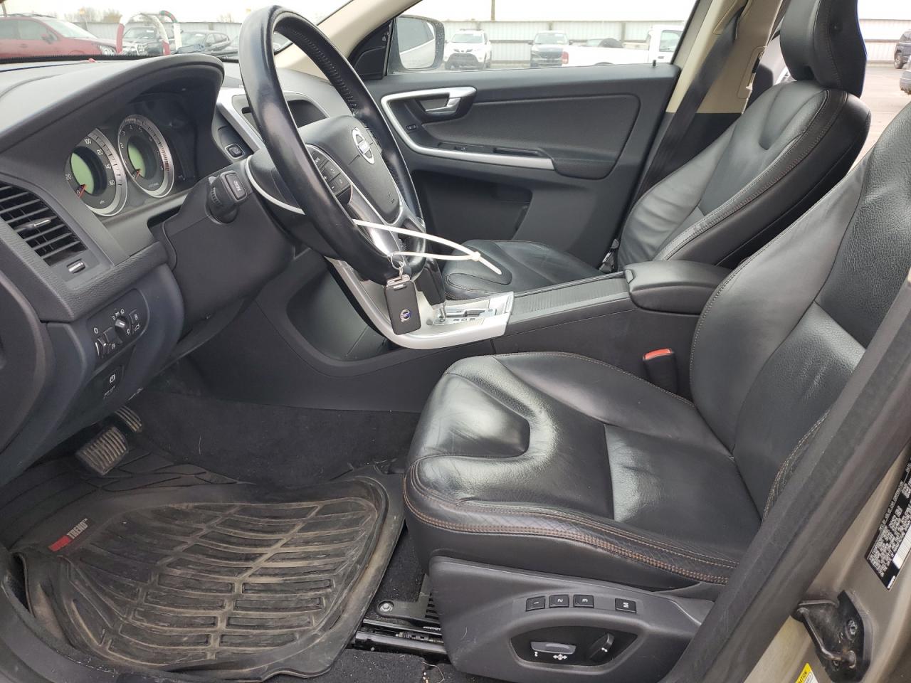 2011 Volvo Xc60 T6 VIN: YV4902DZ4B2208639 Lot: 92312785