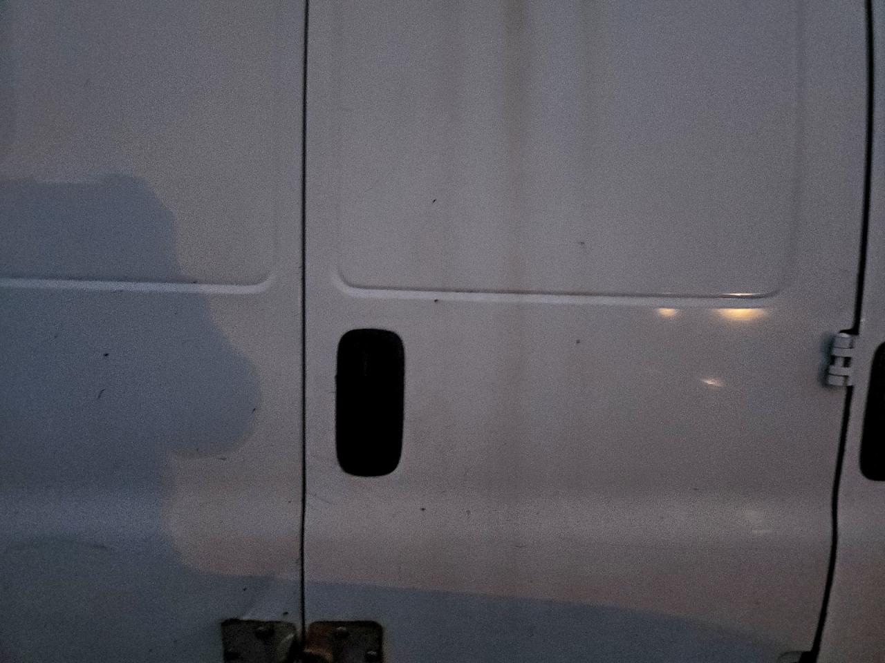 2011 Chevrolet Express G2500 VIN: 1GCWGFBA6B1142056 Lot: 94296955