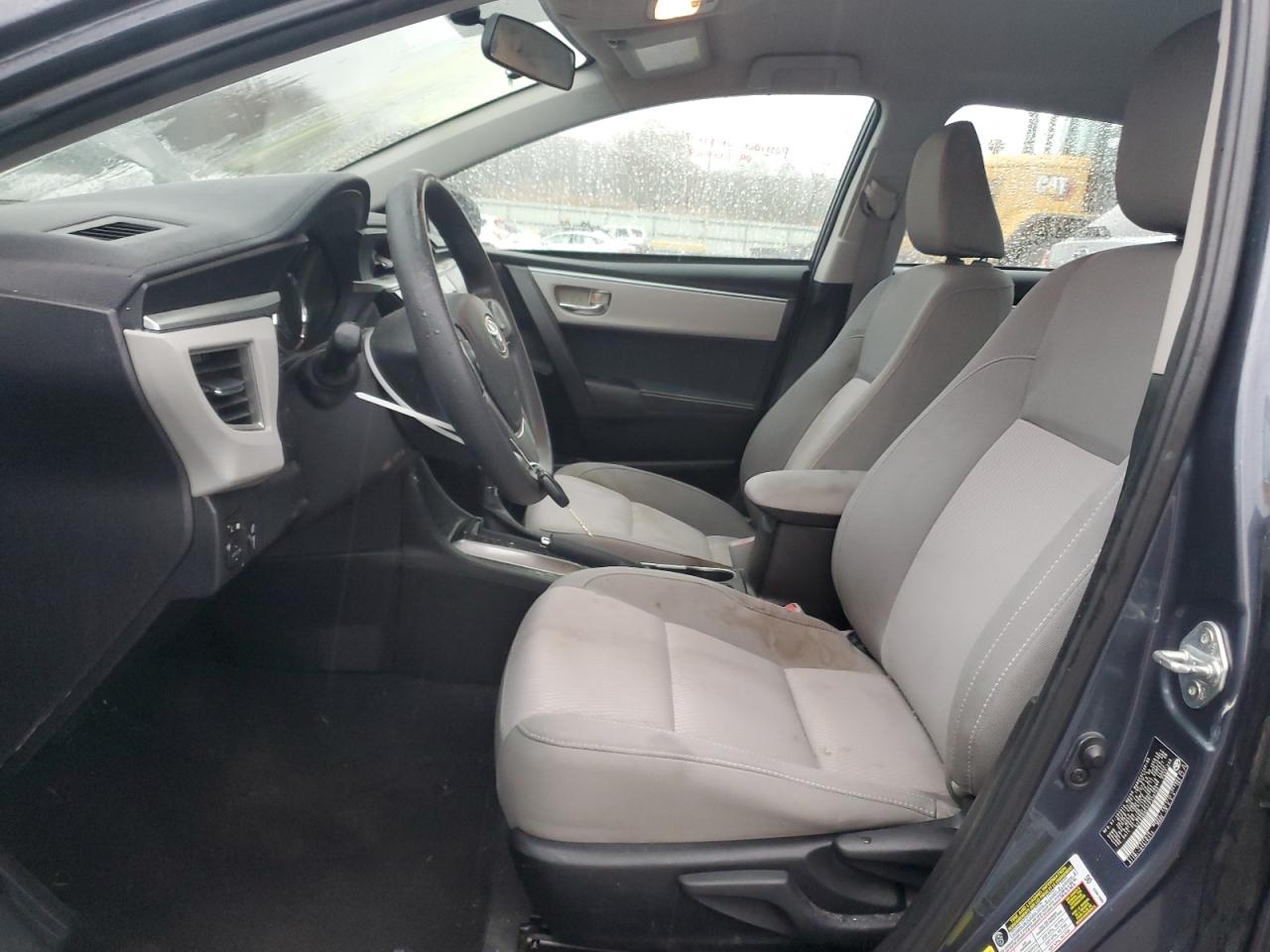 2015 Toyota Corolla L VIN: 5YFBURHE3FP319702 Lot: 93184015