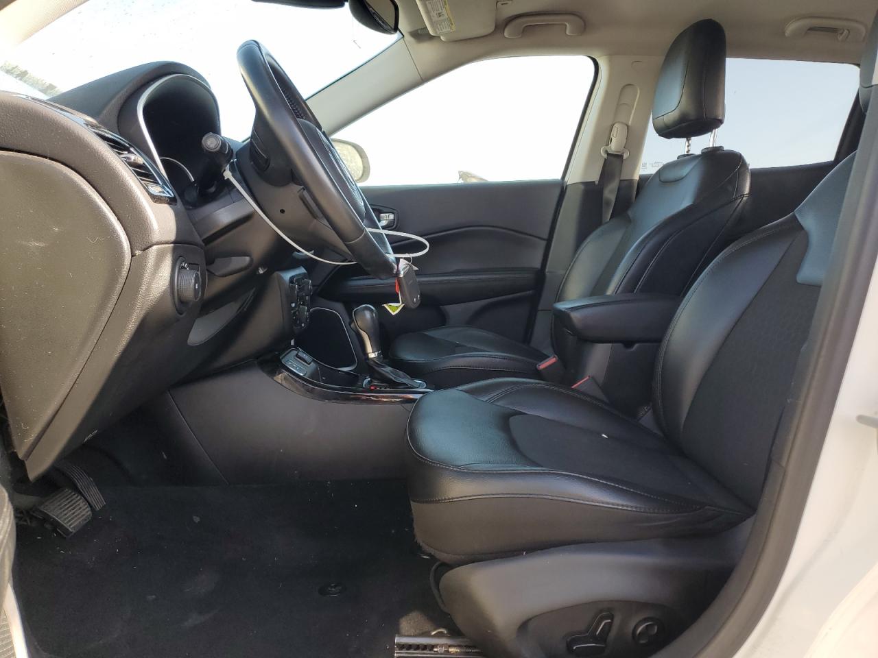 2018 Jeep Compass Latitude VIN: 3C4NJCBB1JT503124 Lot: 91097295