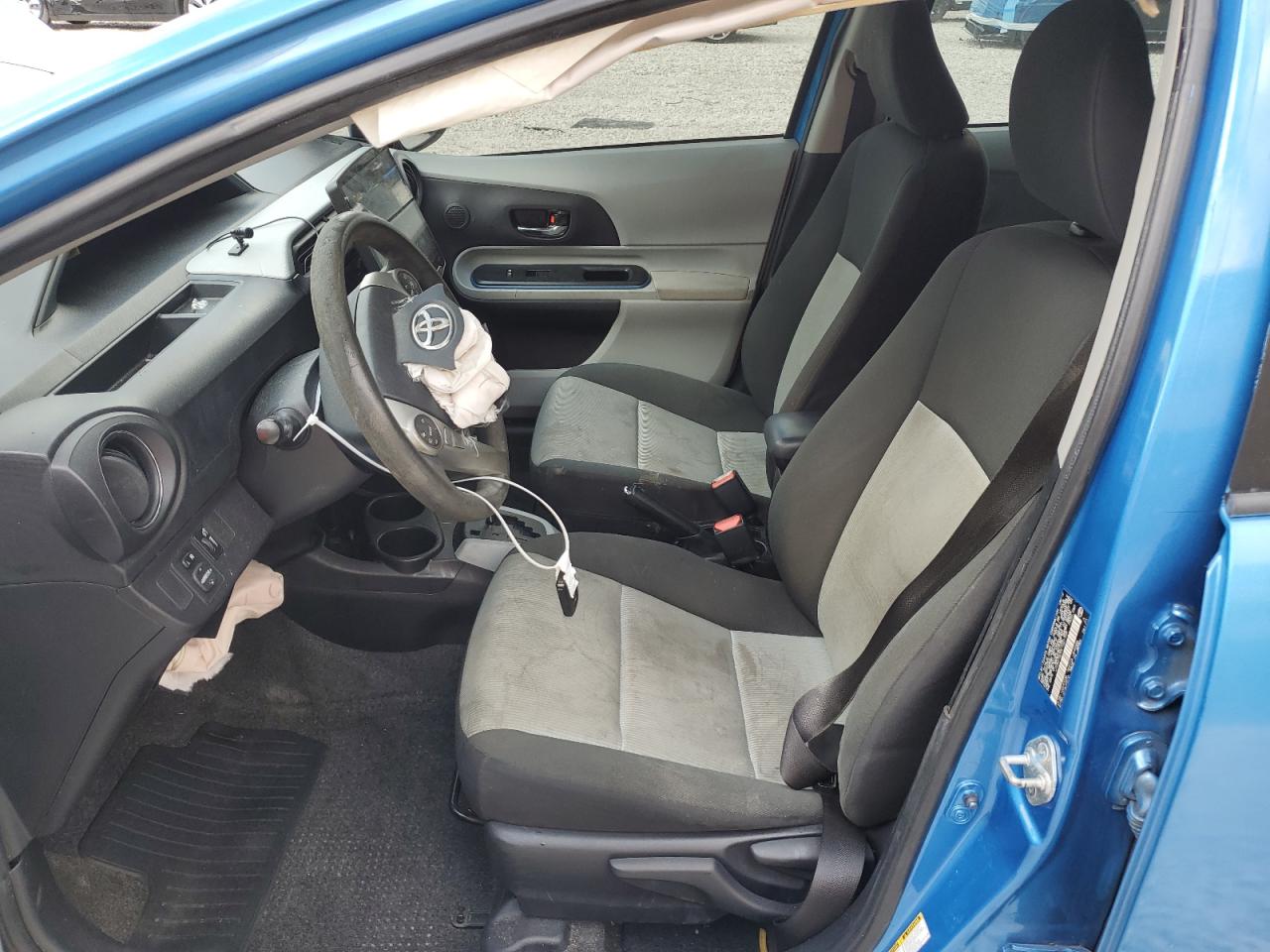 2012 Toyota Prius C VIN: JTDKDTB30C1021709 Lot: 91455645