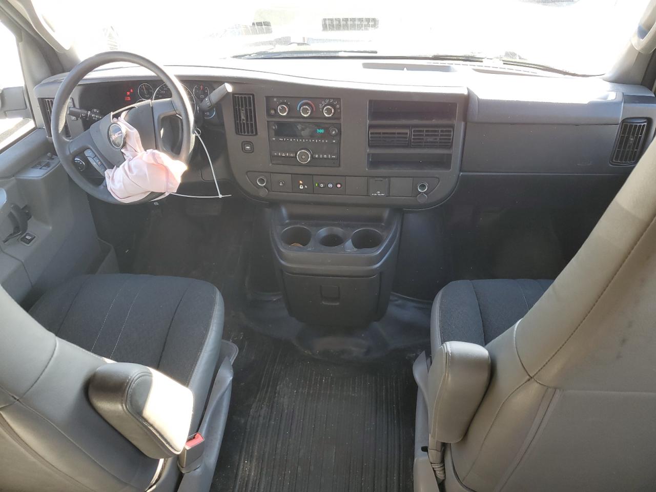 2021 GMC Savana G2500 VIN: 1GTW7AF74M1302956 Lot: 91508215