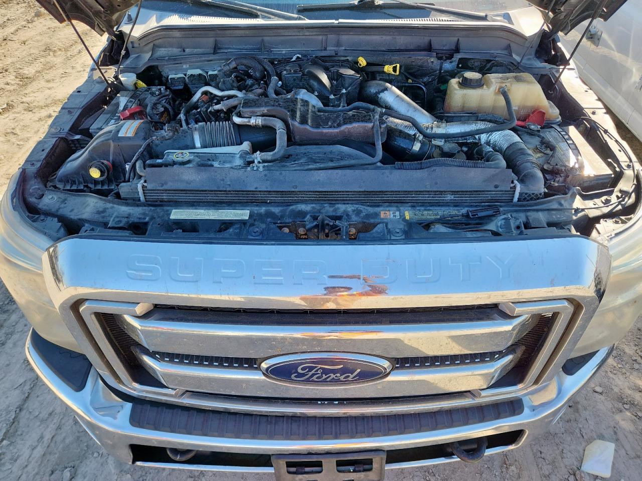 2015 Ford F350 Super Duty VIN: 1FT8W3CT2FEC69847 Lot: 92798575