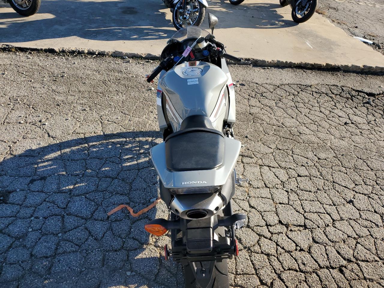 2026 Honda Cbr600 Rr VIN: JH2PC40H0TK300415 Lot: 90849335