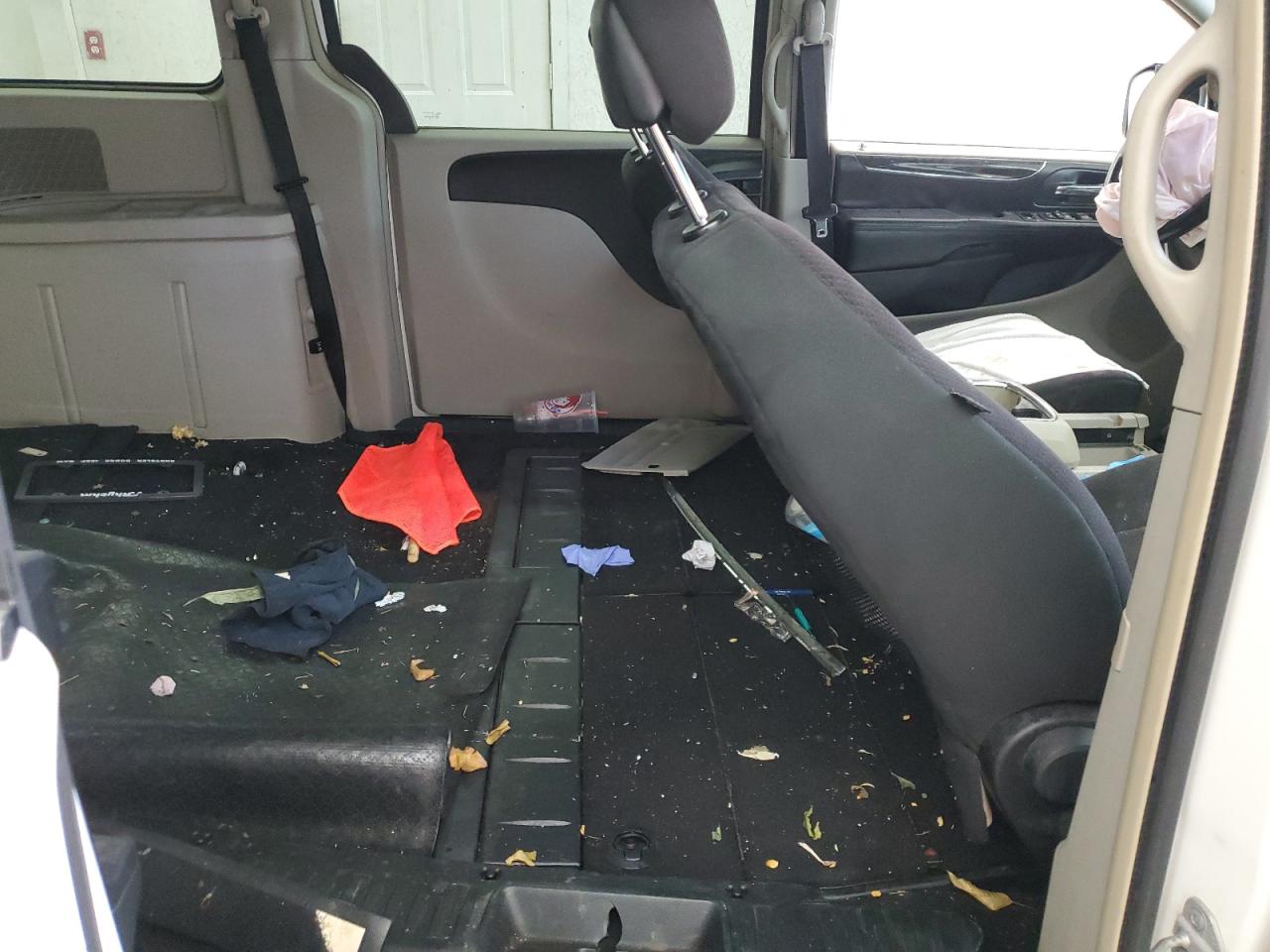 2011 Chrysler Town & Country Touring VIN: 2A4RR5DG7BR702207 Lot: 93875745