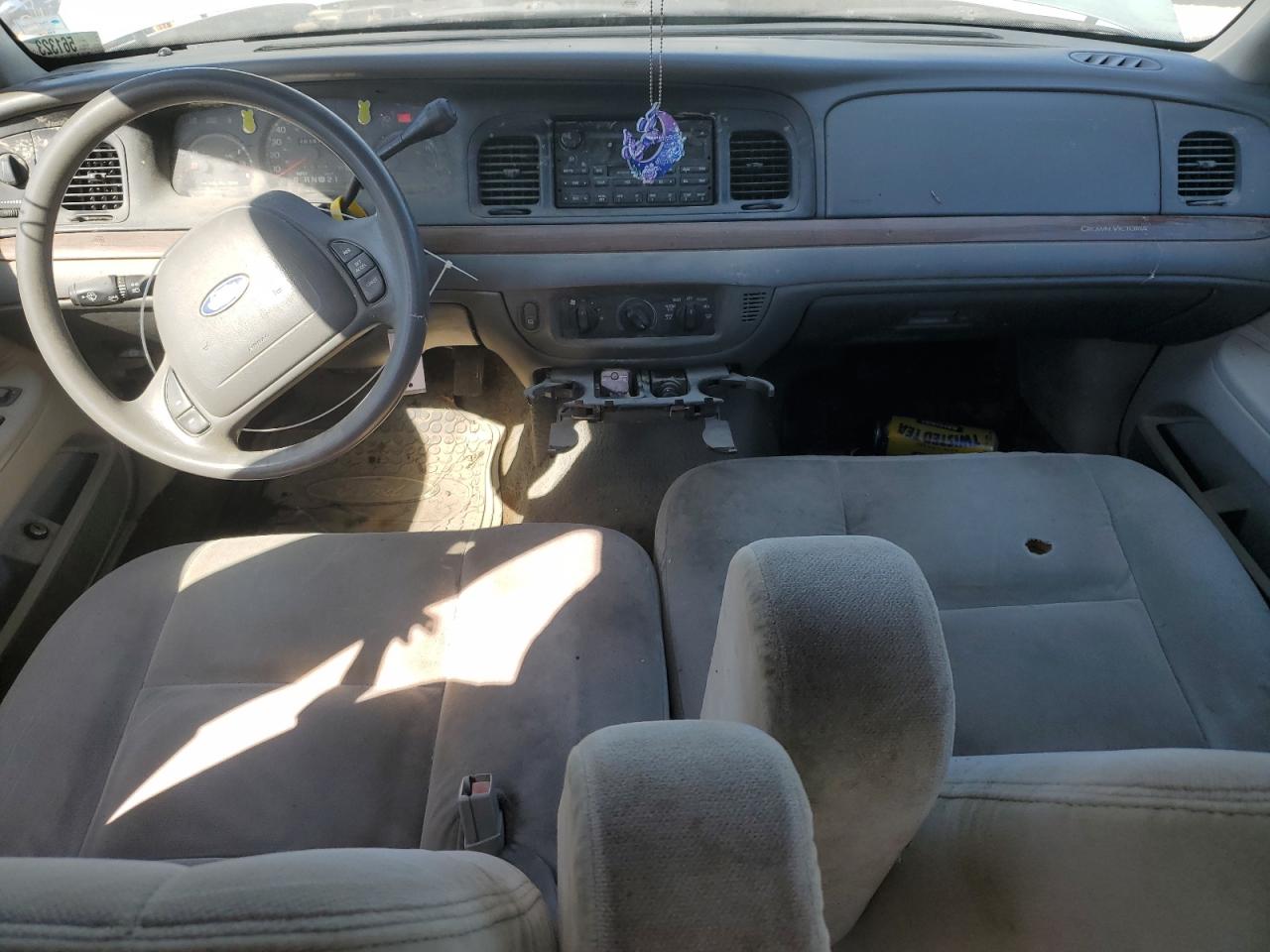 2004 Ford Crown Victoria VIN: 2FAFP73W14X114178 Lot: 92620475