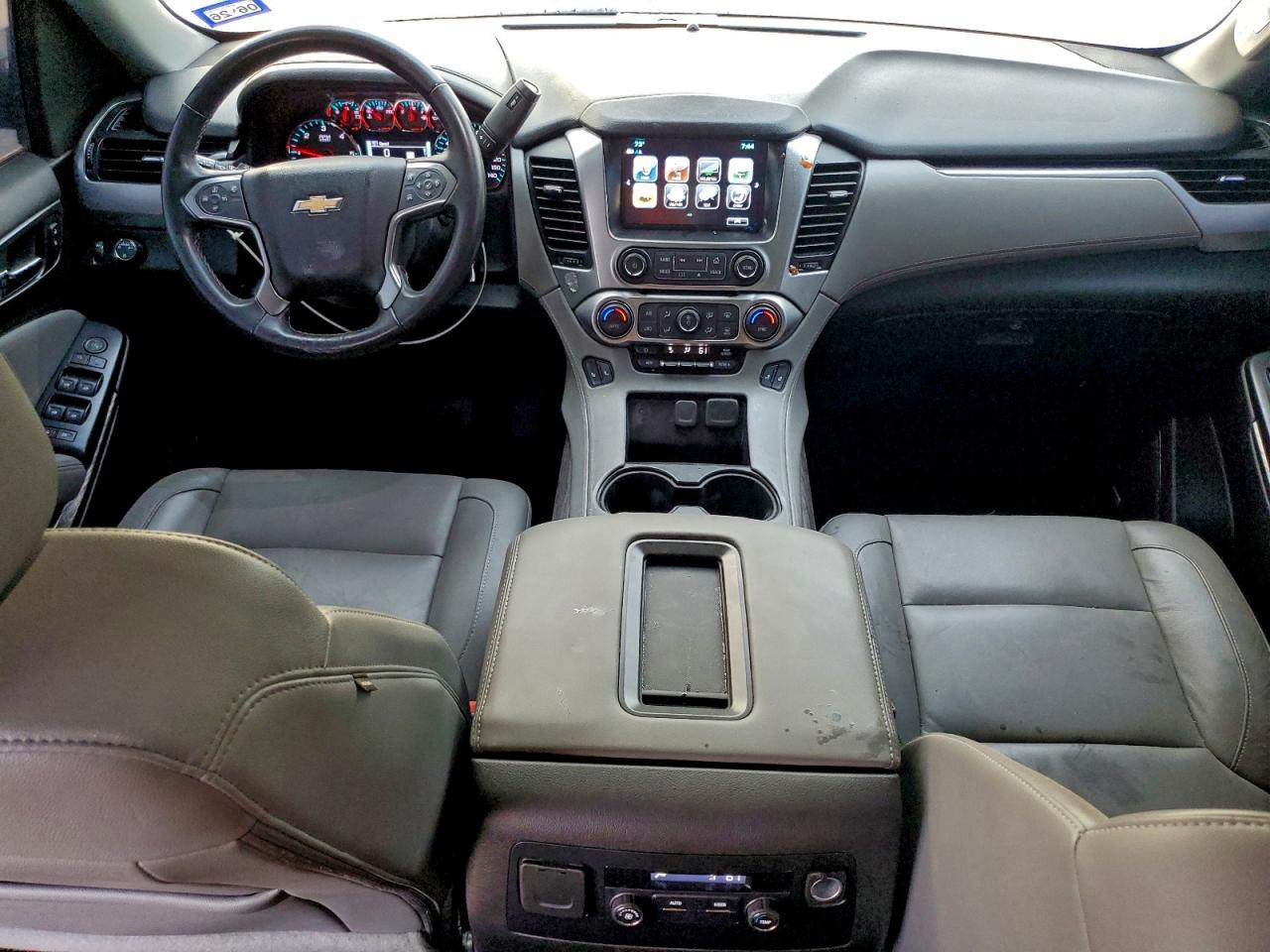 2019 Chevrolet Tahoe C1500 Lt VIN: 1GNSCBKC0KR356179 Lot: 92030105