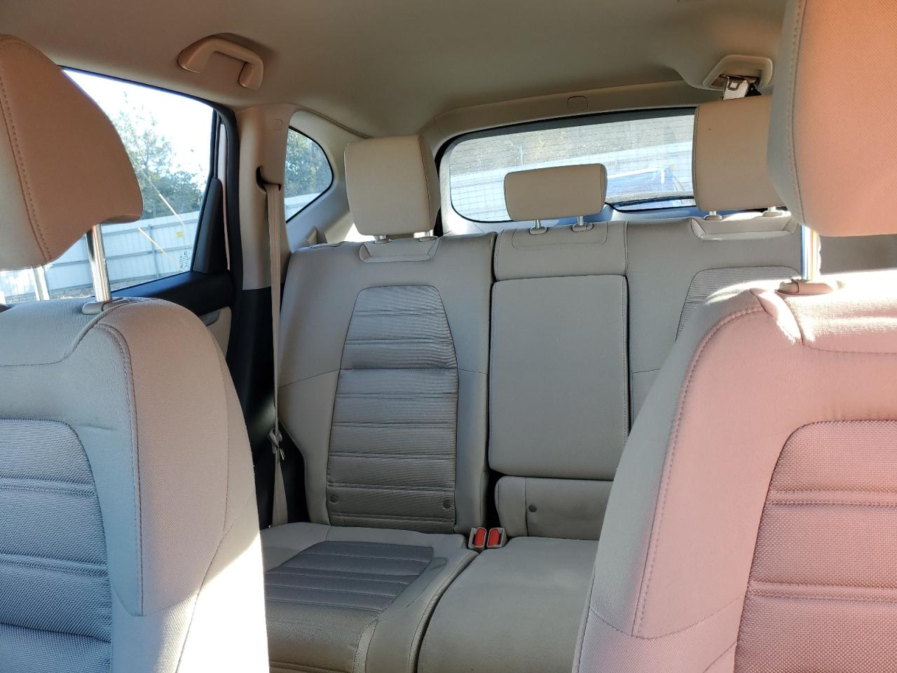 2019 Honda Cr-V Lx VIN: 2HKRW5H34KH419587 Lot: 92894995