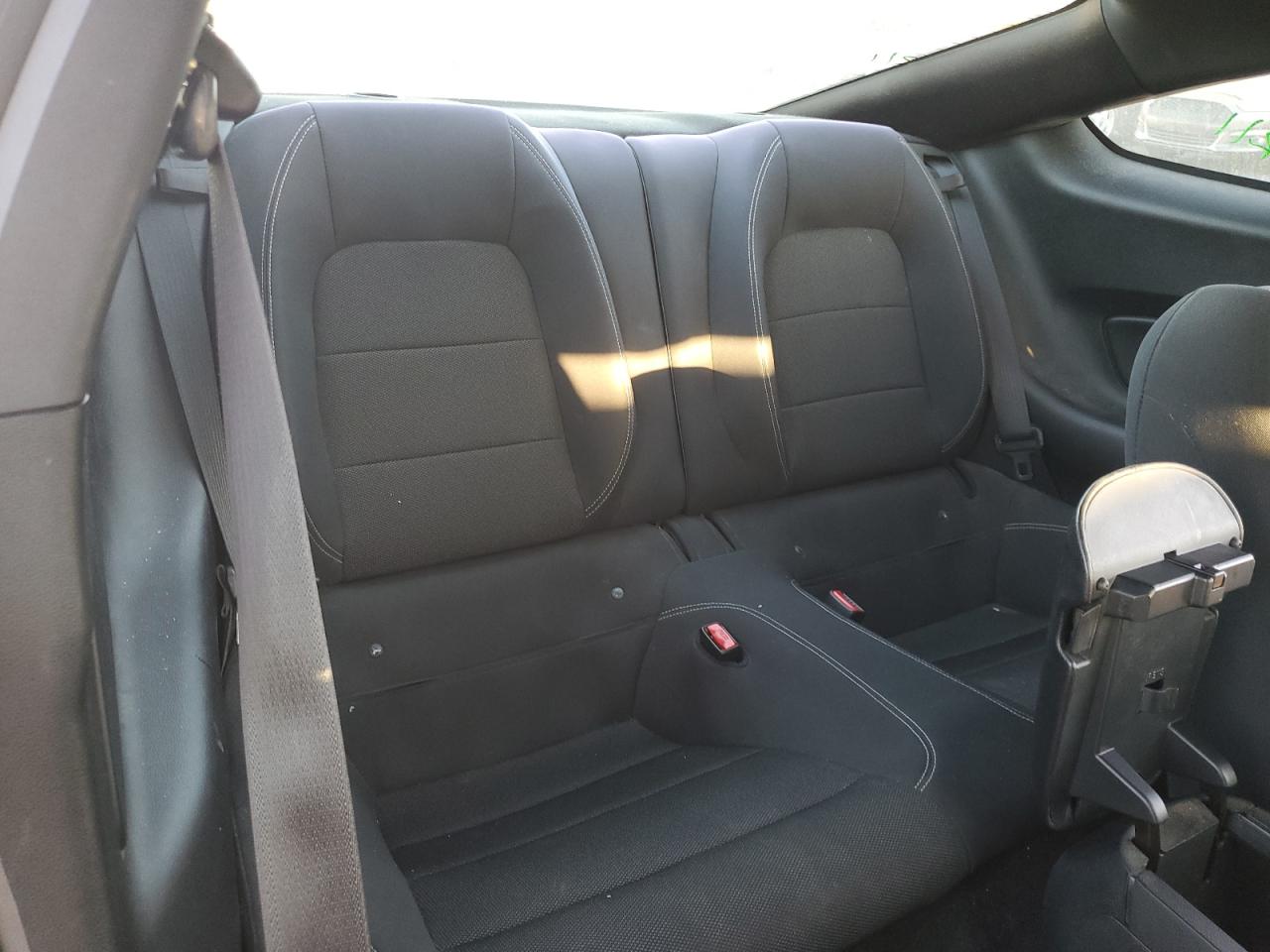 2015 Ford Mustang VIN: 1FA6P8AM9F5323163 Lot: 90539845