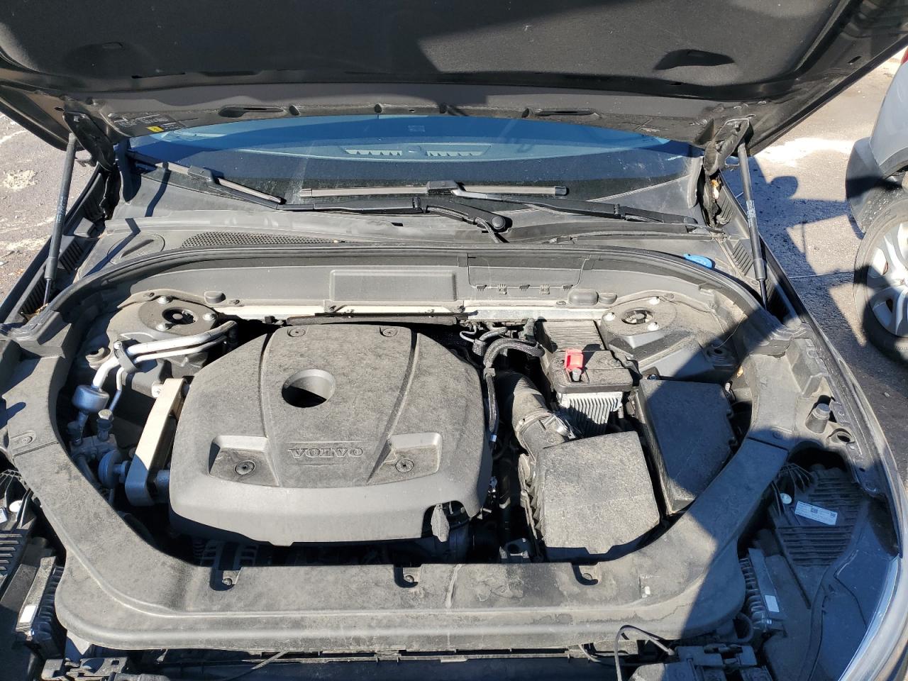 2020 Volvo Xc60 T5 Momentum VIN: YV4102RK7L1488685 Lot: 92626525