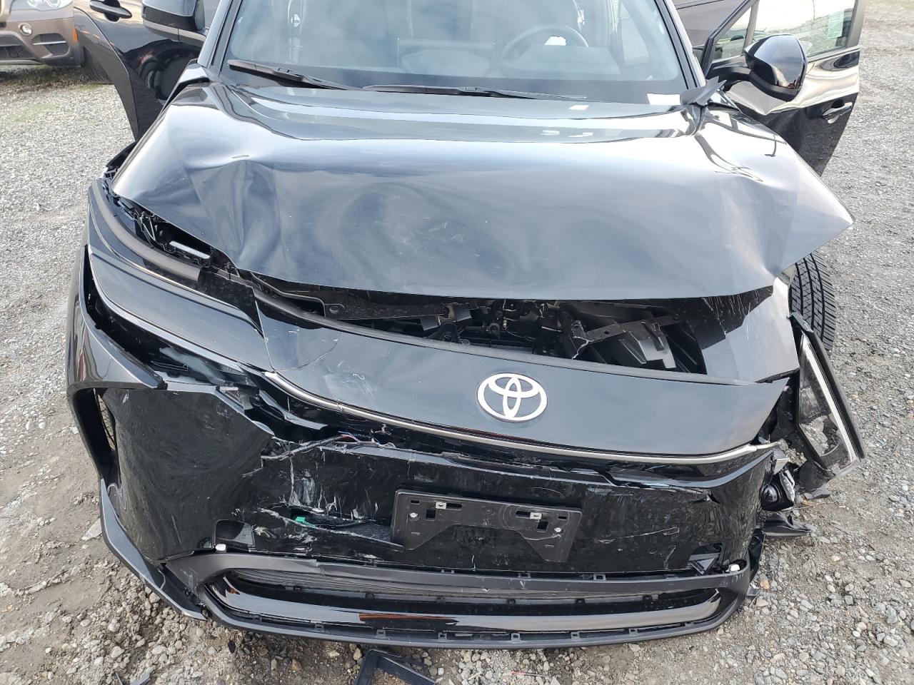 2025 Toyota Bz4X Xle VIN: JTMAAAAA0SA068746 Lot: 93452895