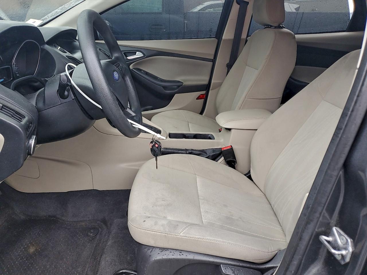 2018 Ford Focus Se VIN: 1FADP3F20JL316821 Lot: 94136085