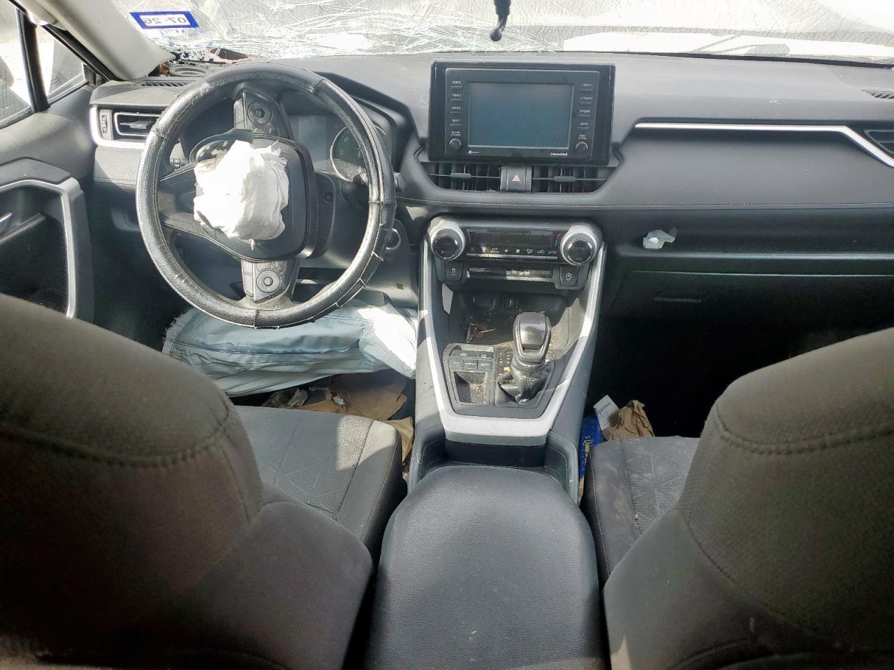 2020 Toyota Rav4 Xle VIN: 2T3W1RFV1LC033542 Lot: 92948985