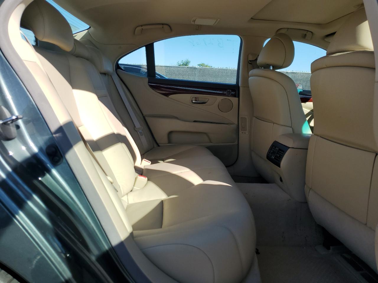 2007 Lexus Ls 460 VIN: JTHBL46F975019175 Lot: 92384285