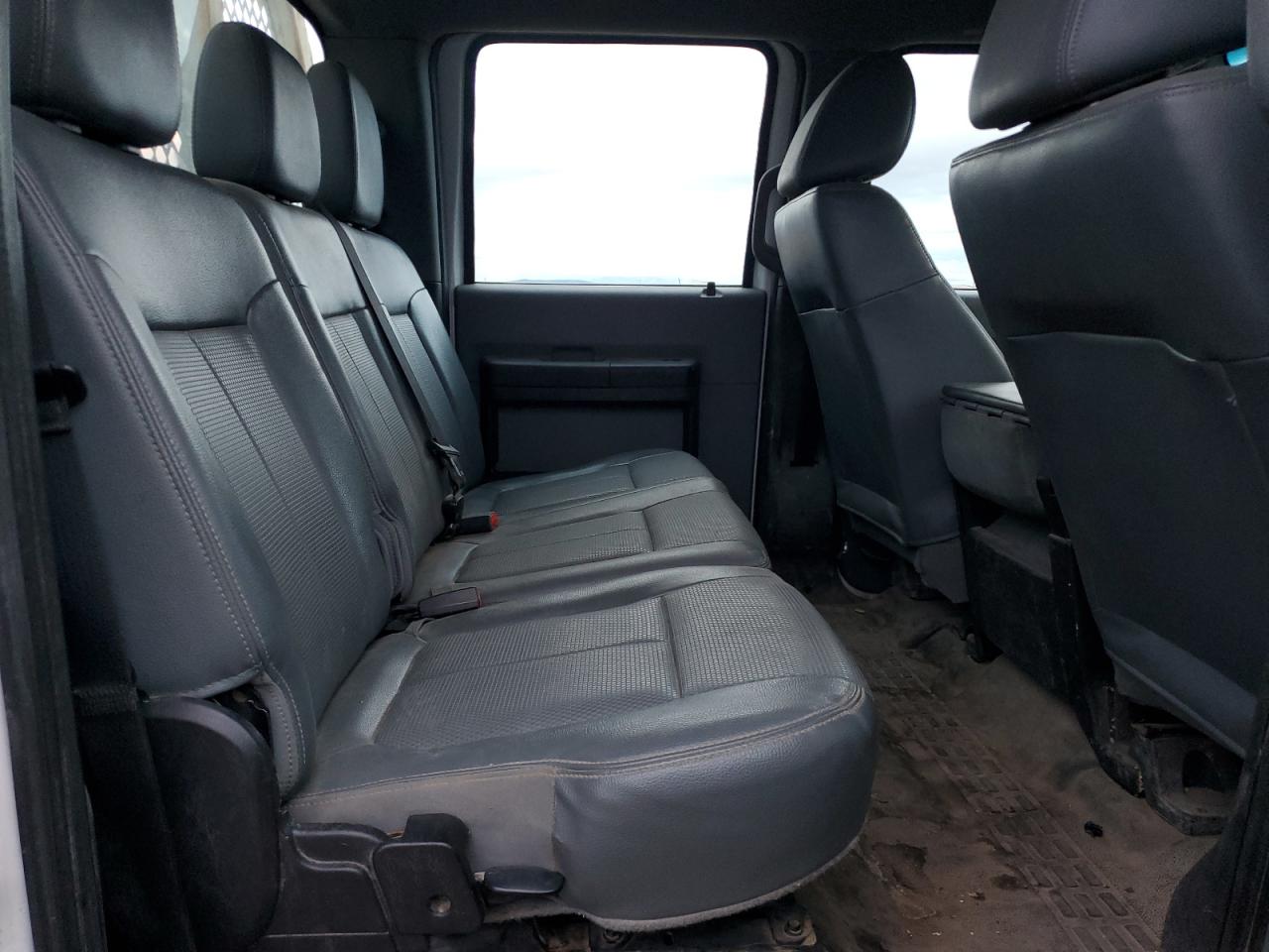 2016 Ford F450 Super Duty Utility / Service Truck VIN: 1FD0W4HT2GEB20153 Lot: 91014045