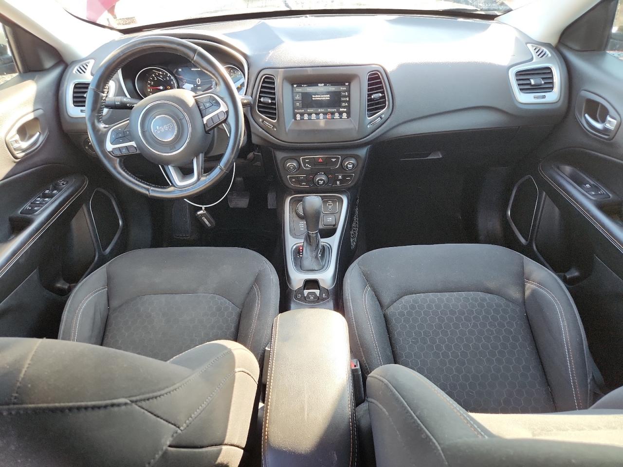 2018 Jeep Compass Sport VIN: 3C4NJDAB3JT212664 Lot: 93596605