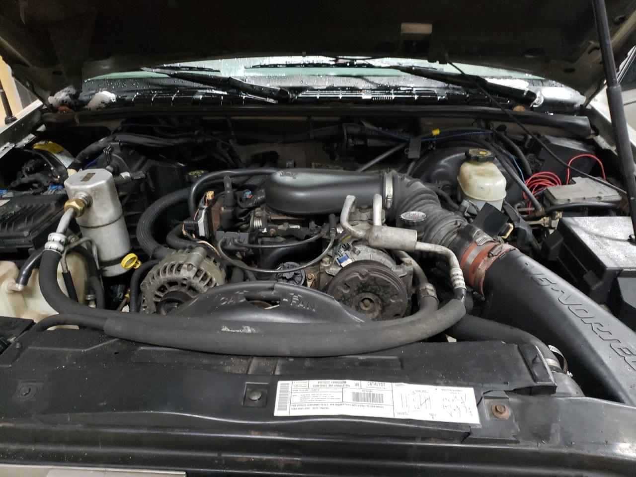 2000 GMC Sonoma VIN: 1GTCT19W8Y8207735 Lot: 92434725