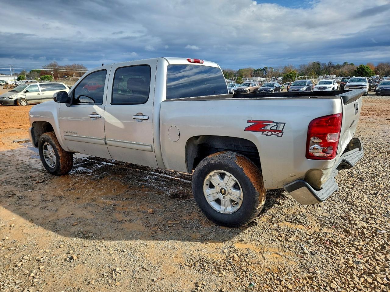 2011 Chevrolet Silverado K1500 Lt VIN: 3GCPKSE33BG251102 Lot: 94122175