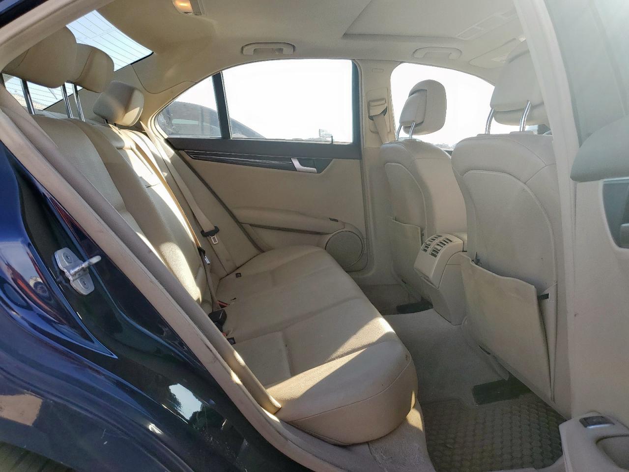 2013 Mercedes-Benz C 250 VIN: WDDGF4HB4DG105900 Lot: 91256065