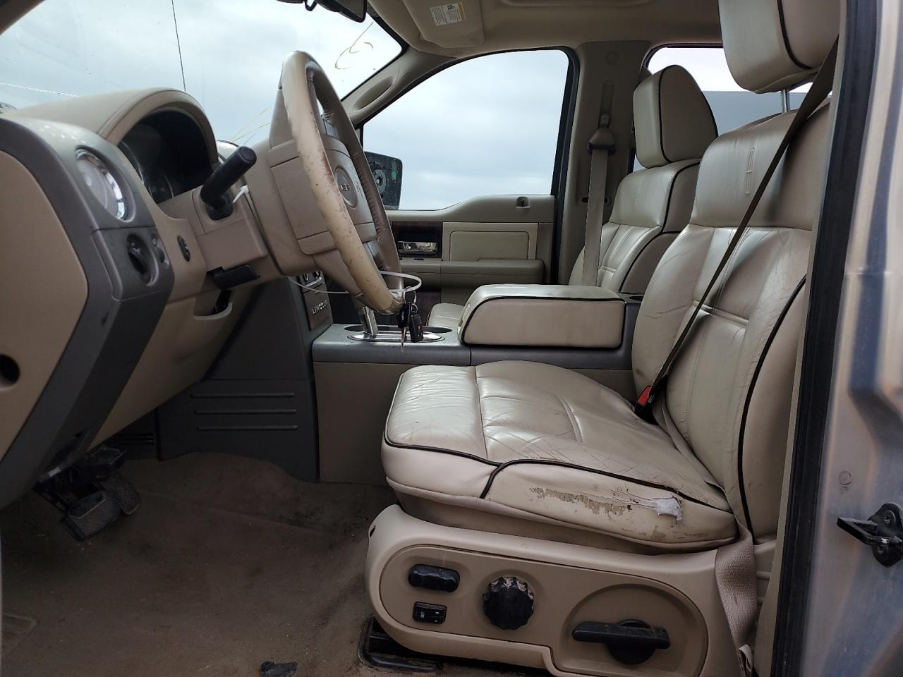 2006 Lincoln Mark Lt VIN: 5LTPW18566FJ11674 Lot: 92501295