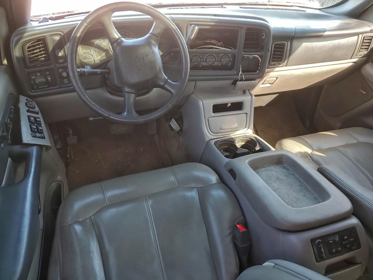 2001 Chevrolet Tahoe C1500 VIN: 1GNEC13TX1R126492 Lot: 93660775