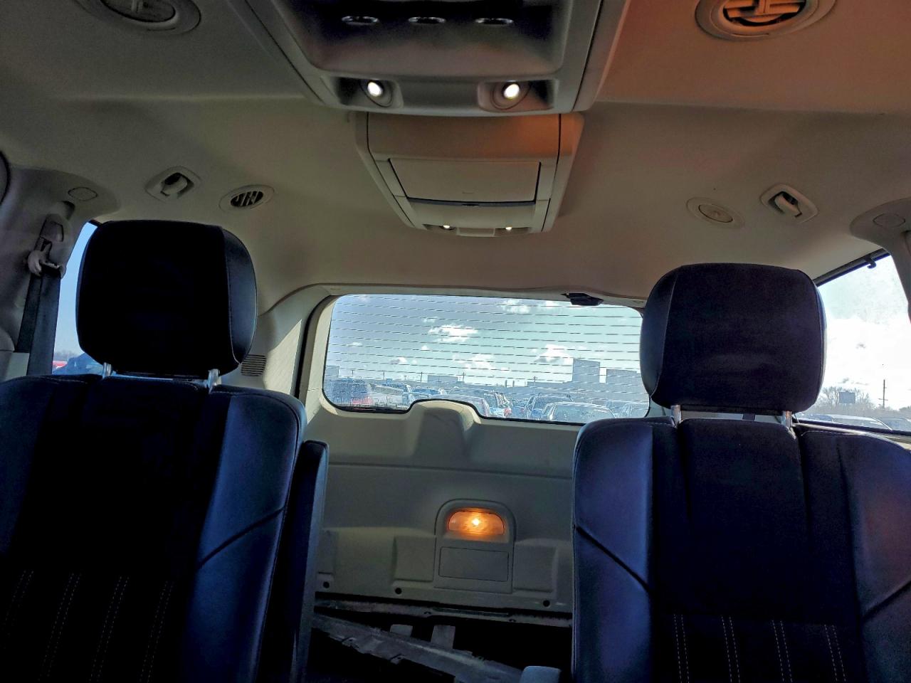 2014 Chrysler Town & Country Touring L VIN: 2C4RC1CG6ER423014 Lot: 93850685