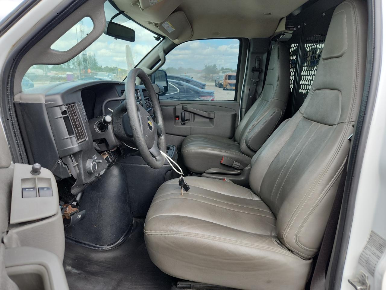 2021 Chevrolet Express Delivery Van VIN: 1GCWGAFP6M1256126 Lot: 90623145