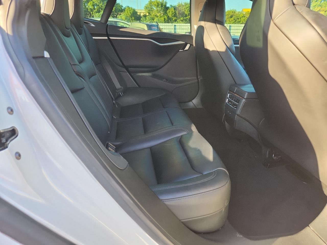 2018 Tesla Model S VIN: 5YJSA1E25JF245160 Lot: 93814435