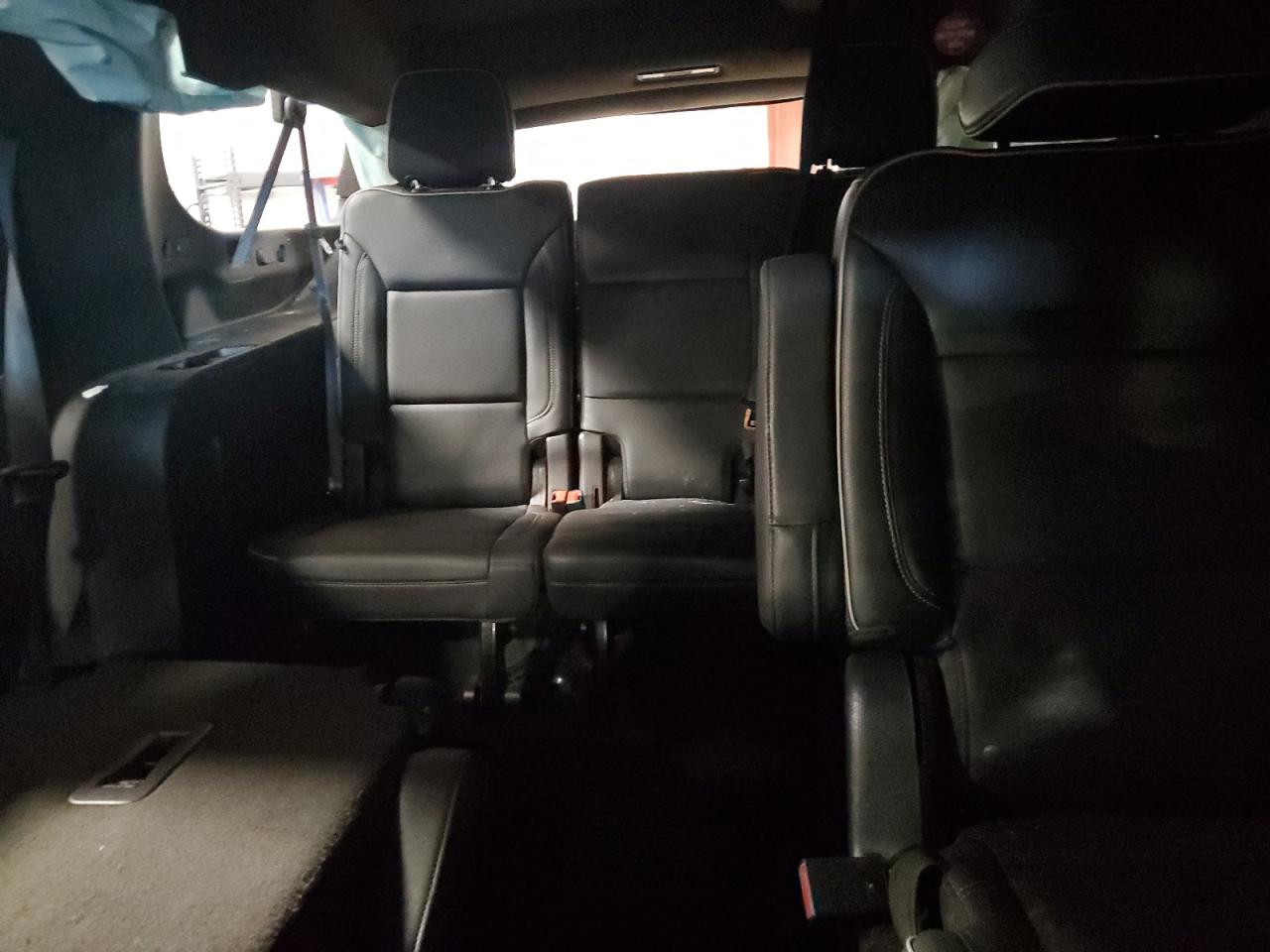 2022 GMC Yukon Xl C1500 Slt VIN: 1GKS1GKD9NR278630 Lot: 92453865