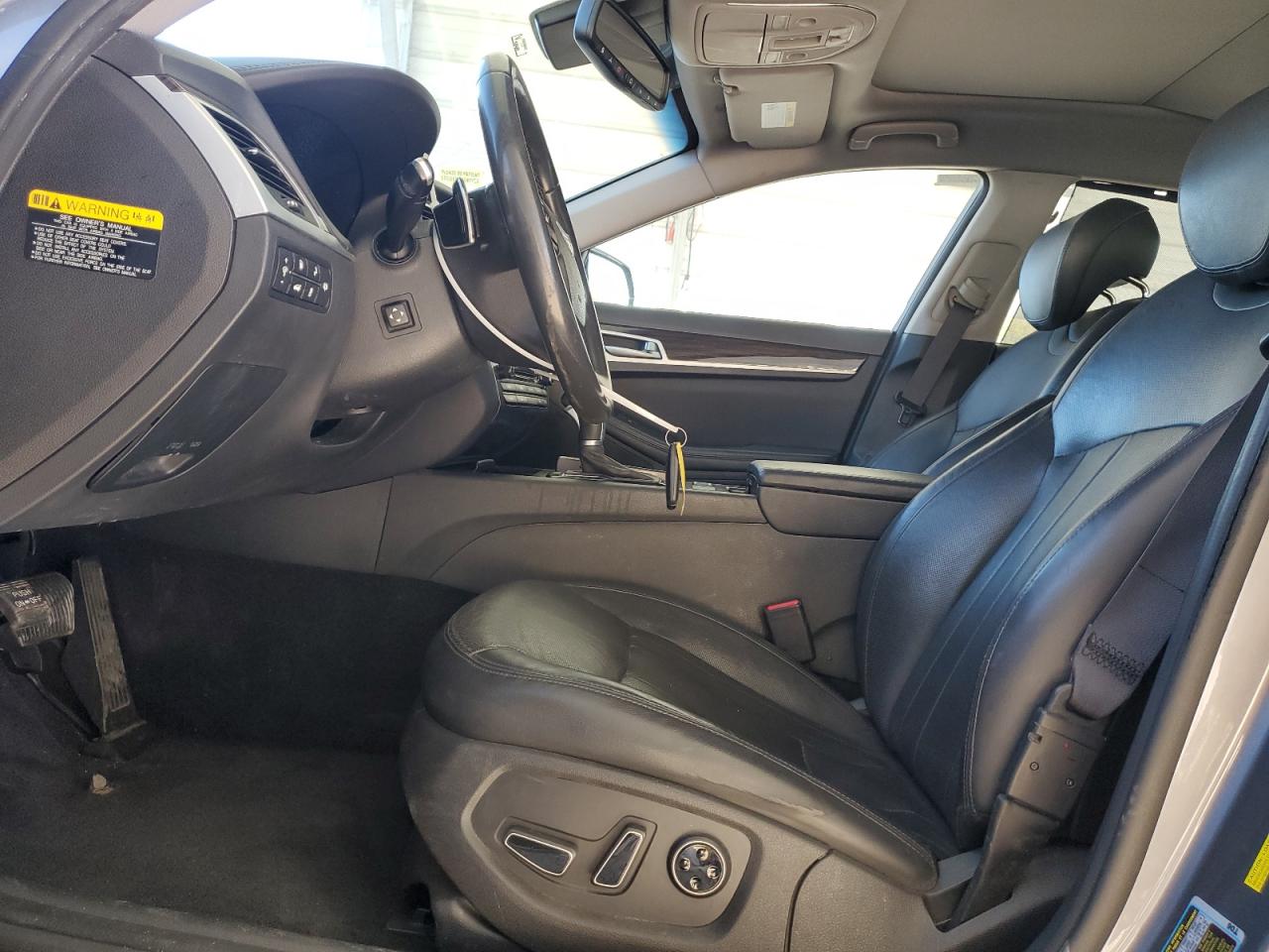 2015 Hyundai Genesis 3.8L VIN: KMHGN4JE5FU016225 Lot: 93110385