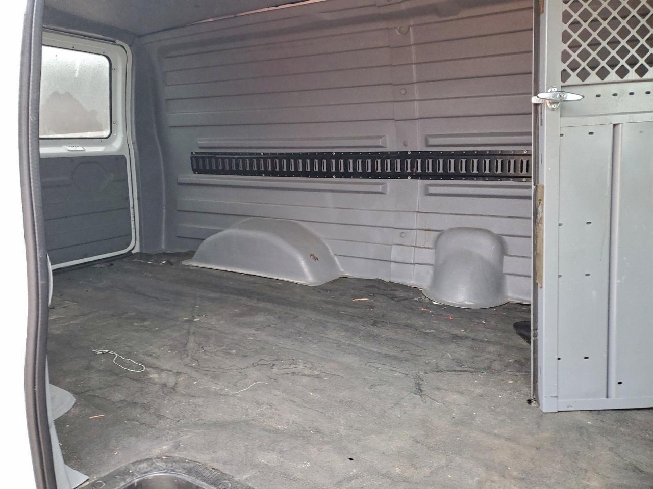 1999 Ford Econoline E250 Van VIN: 1FTPE242XXHC35699 Lot: 93426795