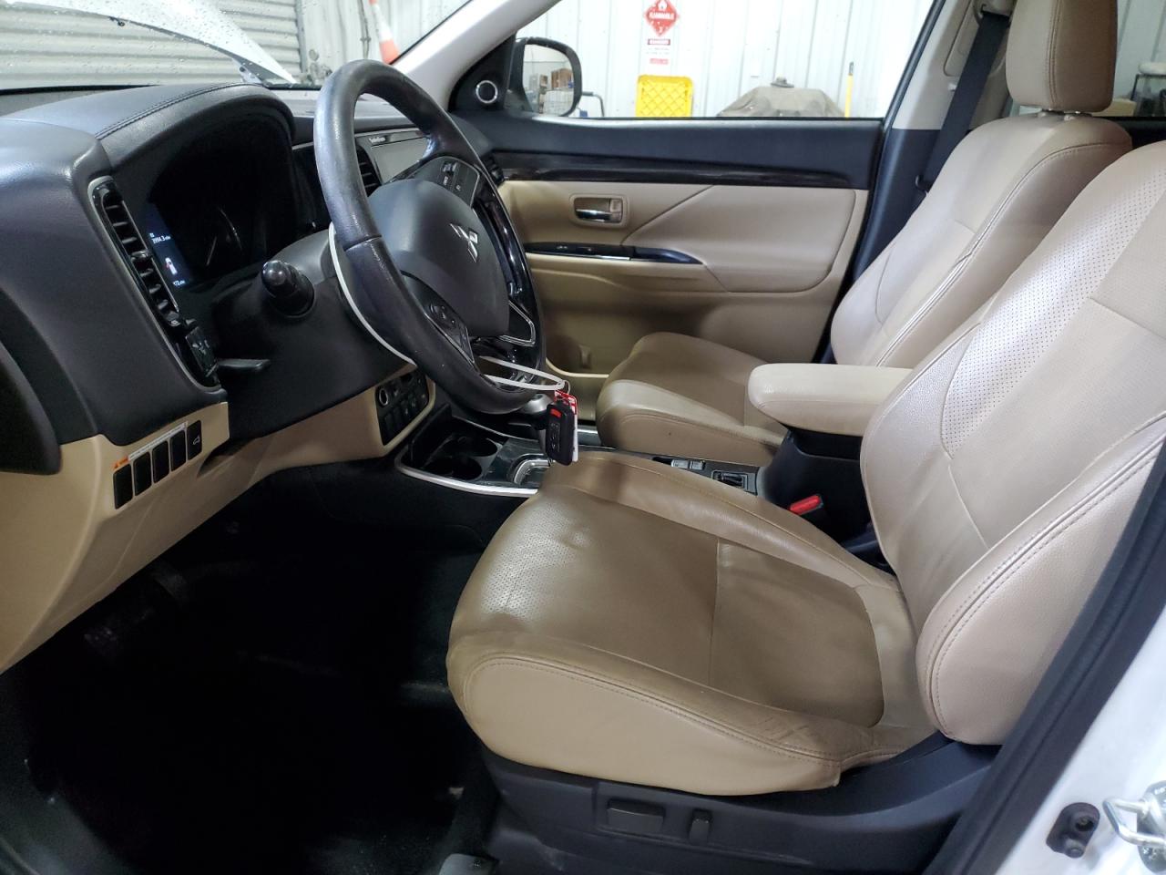 2018 Mitsubishi Outlander Se VIN: JA4AZ3A31JZ067928 Lot: 92606135