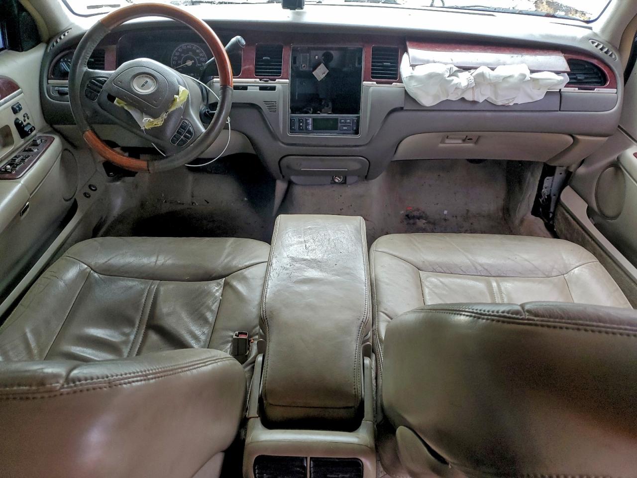 2004 Lincoln Town Car Ultimate VIN: 1LNHM83W34Y609768 Lot: 94487765