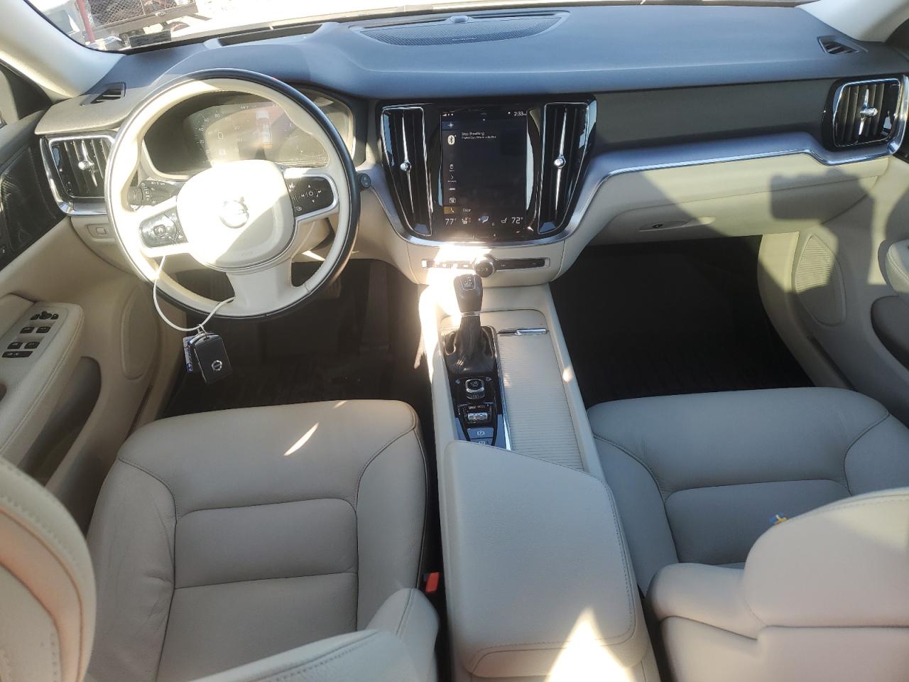 2020 Volvo V60 T5 Momentum VIN: YV1102EK0L2376887 Lot: 92214865