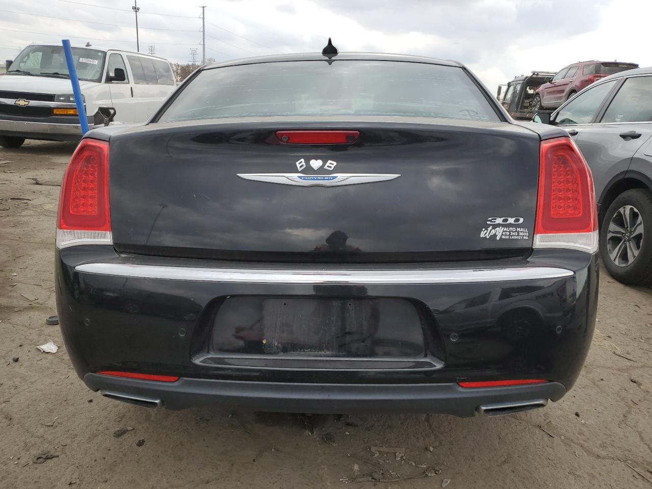 2018 Chrysler 300 Limited VIN: 2C3CCAEG5JH240632 Lot: 91493965