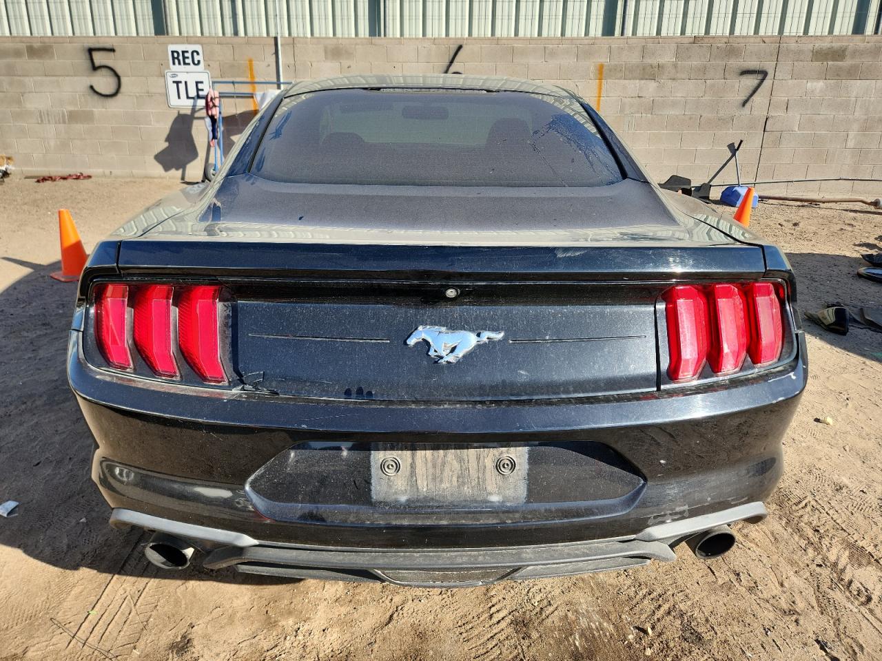 2018 Ford Mustang VIN: 1FA6P8TH0J5123023 Lot: 90703715