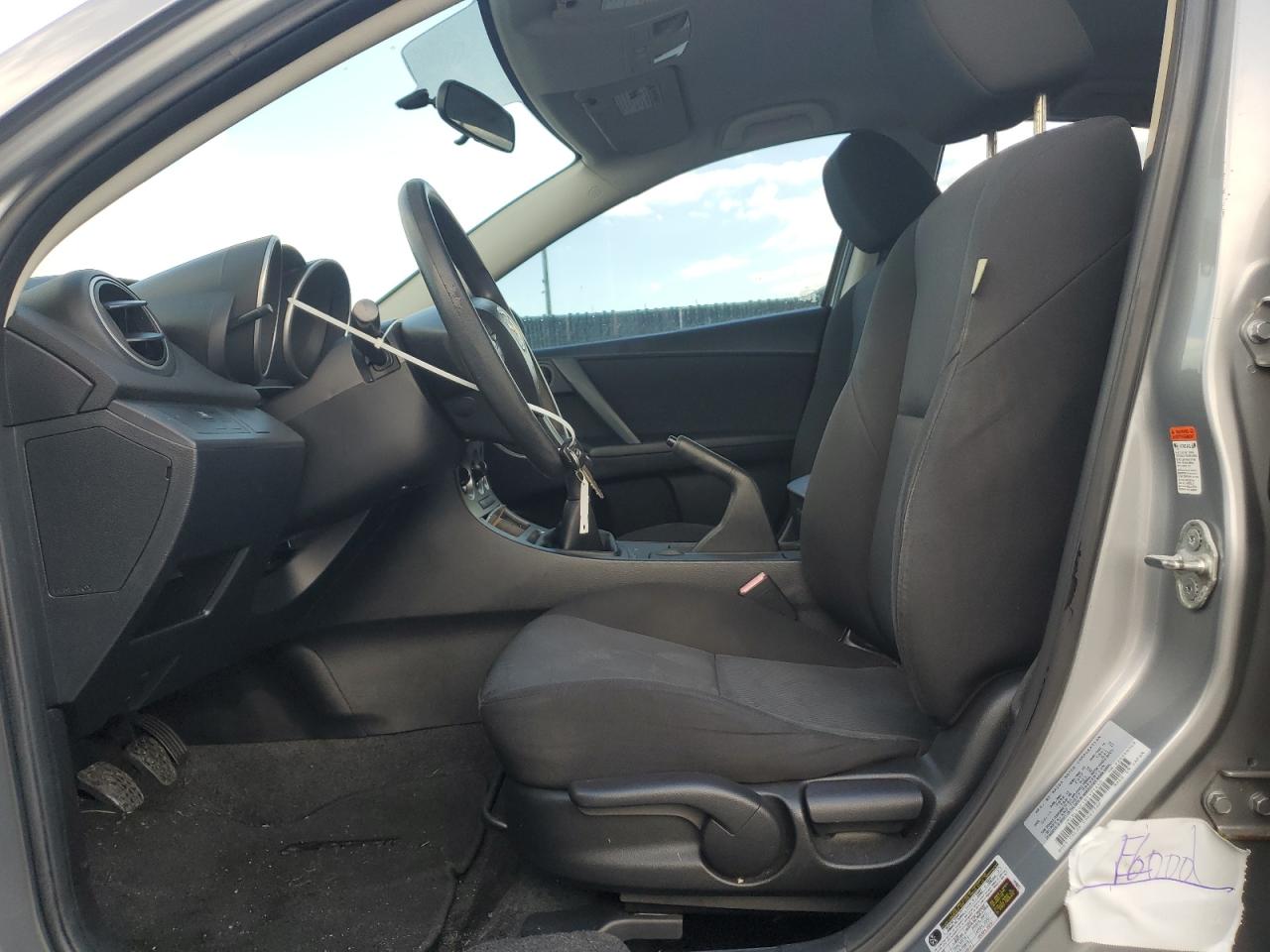 2011 Mazda 3 I VIN: JM1BL1UF1B1471642 Lot: 90989745