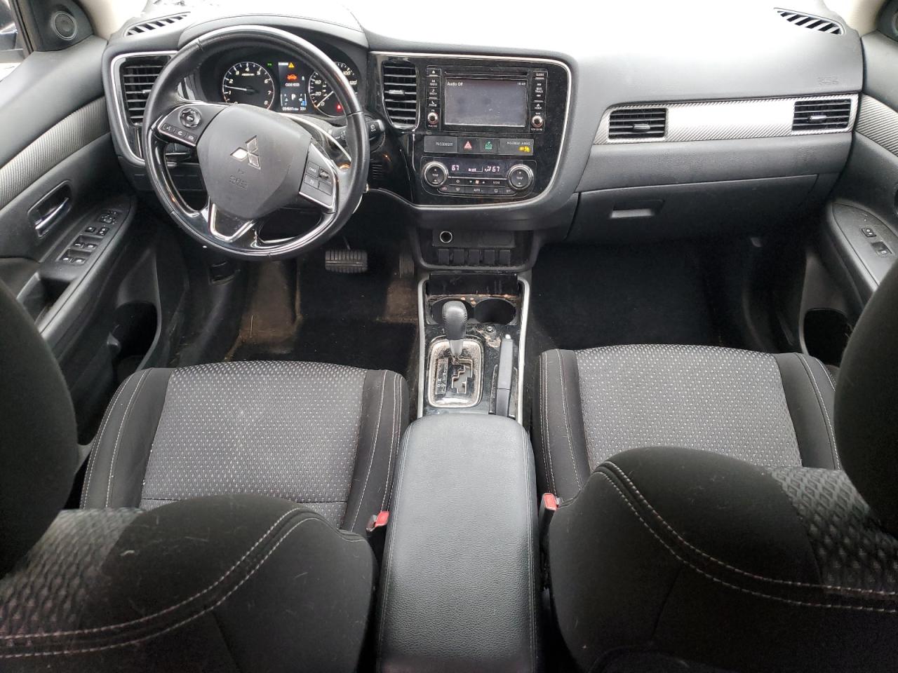 2017 Mitsubishi Outlander Es VIN: JA4AZ2A34HZ069077 Lot: 93097395