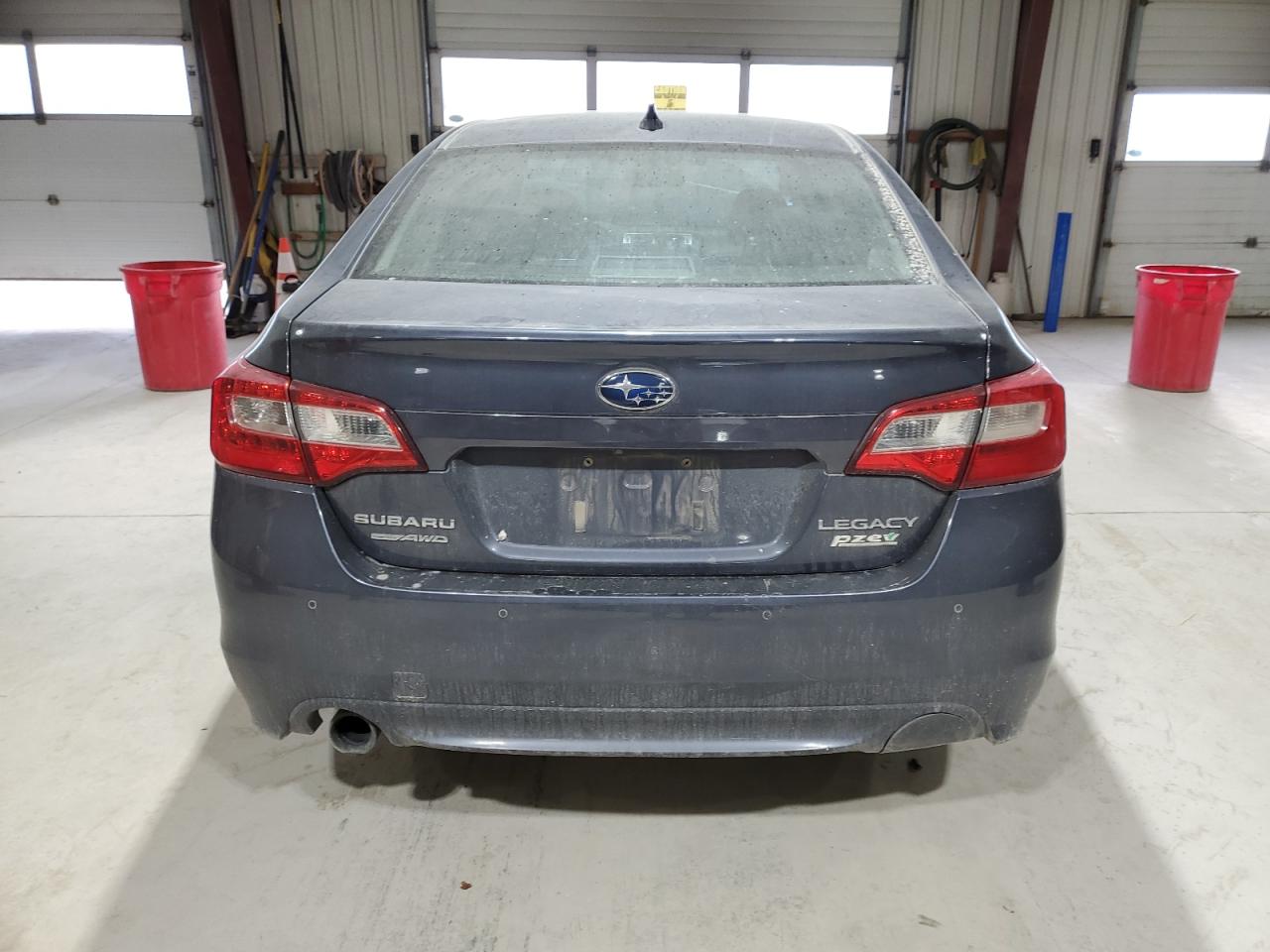 2017 Subaru Legacy 2.5I Limited VIN: 4S3BNAN61H3047917 Lot: 92498495