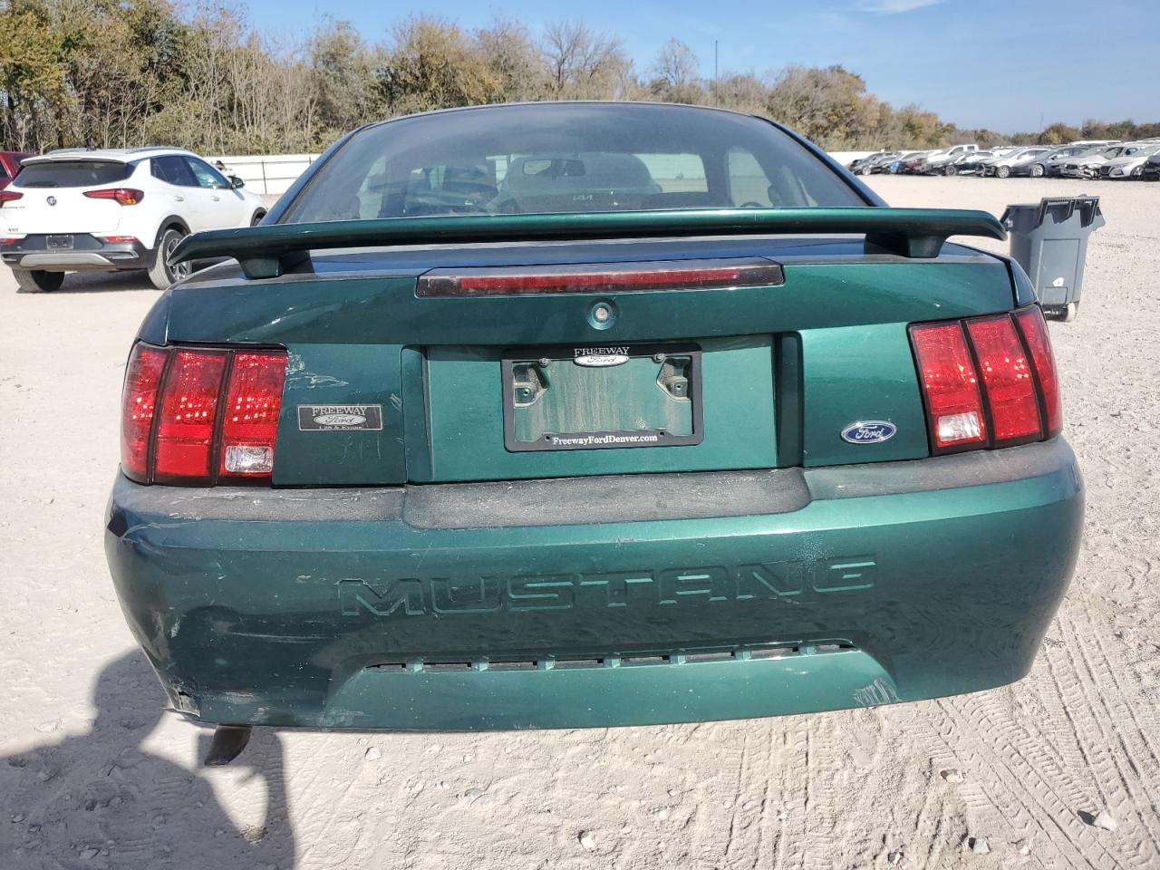 2001 Ford Mustang VIN: 1FAFP40421F153936 Lot: 92379525