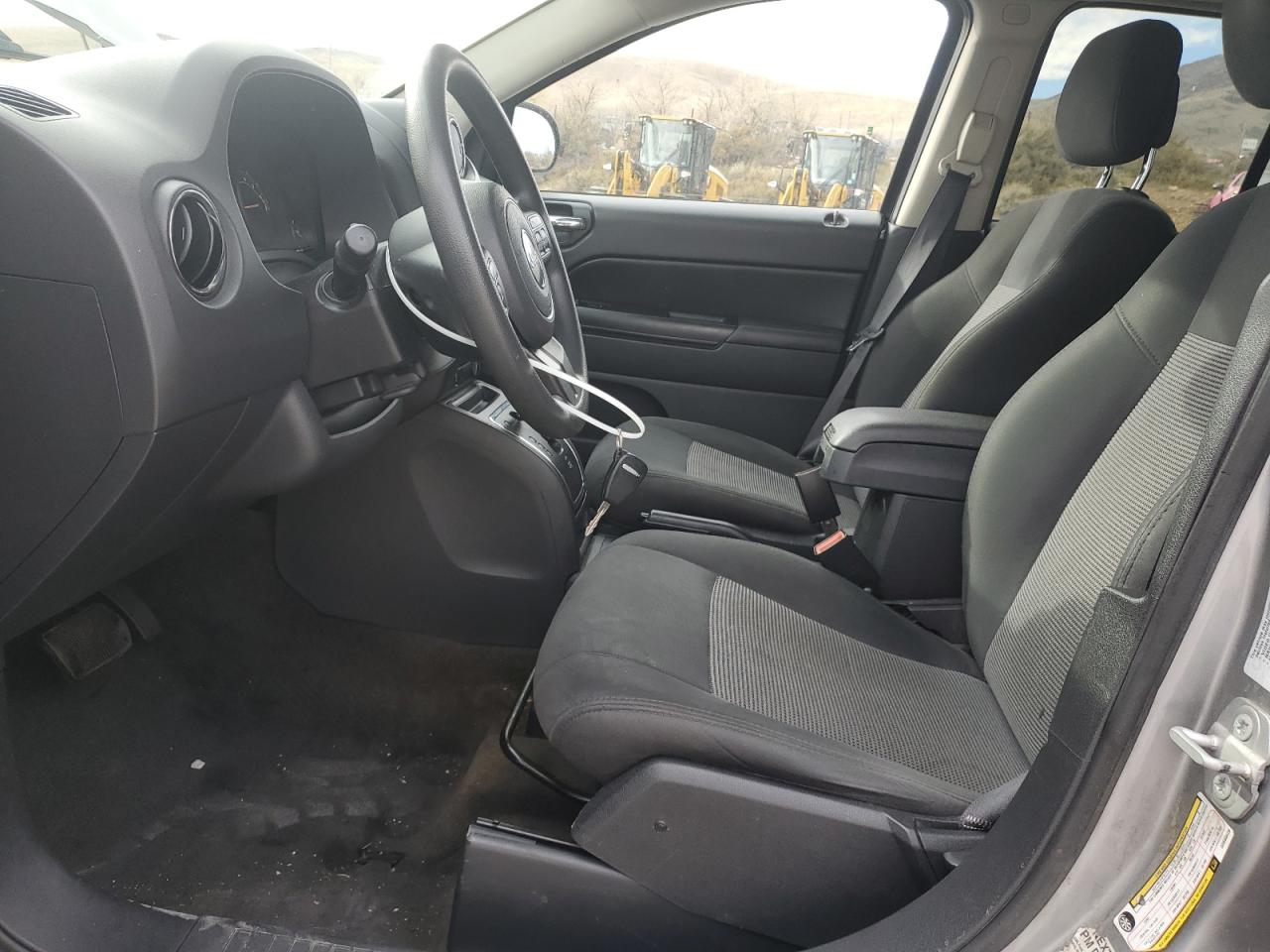 2016 Jeep Compass Sport VIN: 1C4NJCBA1GD560428 Lot: 91219295