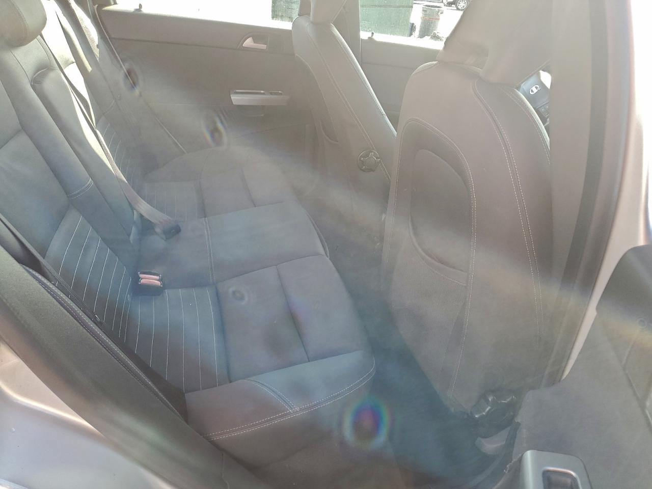 2005 Volvo S40 2.4I VIN: YV1MS382752088215 Lot: 94535645