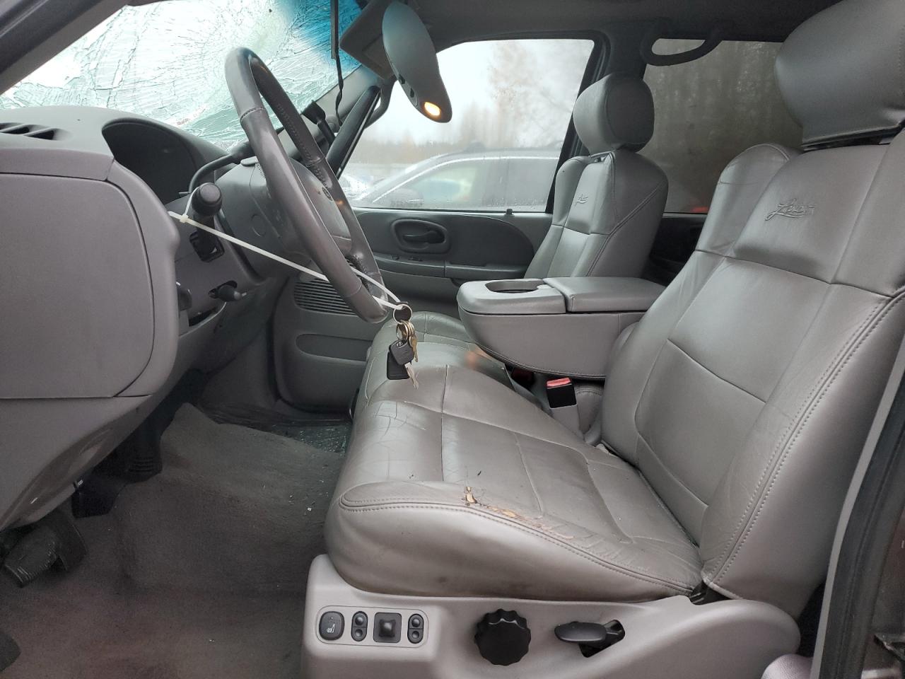 2002 Ford F150 Supercrew VIN: 1FTRW08L72KB06845 Lot: 92946985