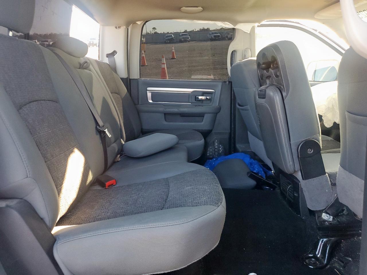 2018 Ram 1500 Slt VIN: 1C6RR7TT4JS135894 Lot: 92050925