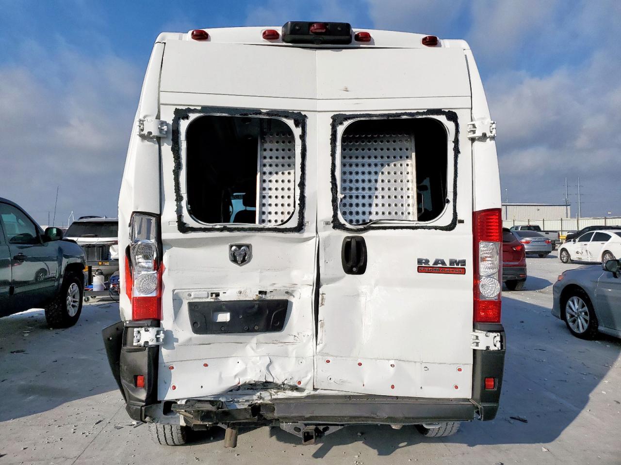 2021 Ram Promaster 2500 Delivery Van VIN: 3C6LRVPG2ME520515 Lot: 93217105