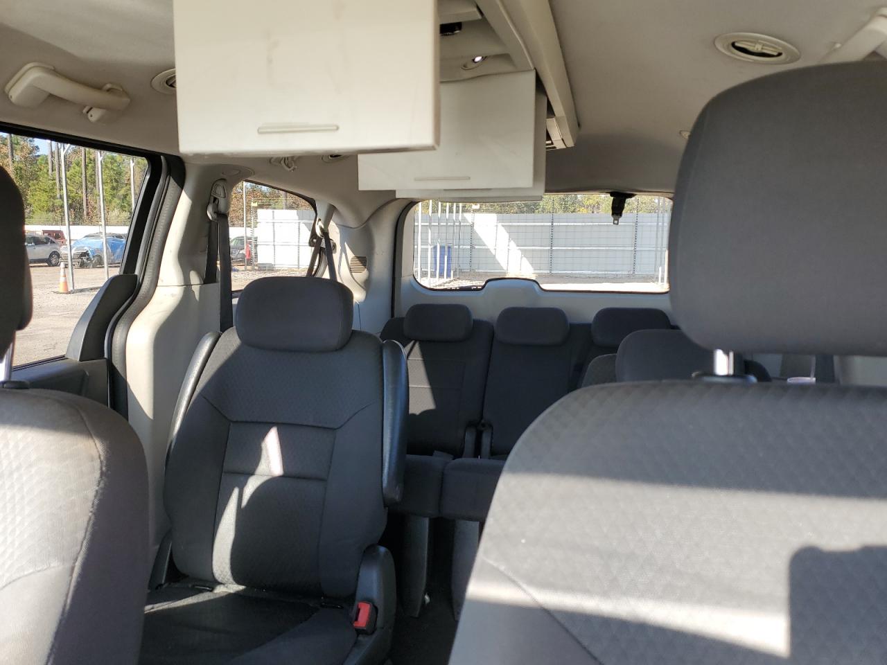 2010 Dodge Grand Caravan Sxt VIN: 2D4RN5D1XAR445218 Lot: 92642685