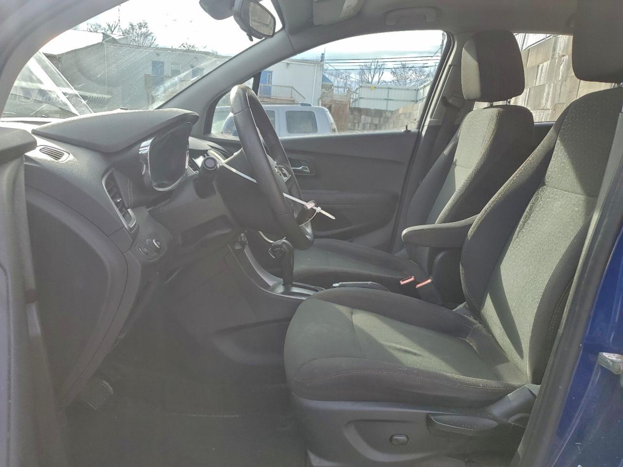 2017 Chevrolet Trax Ls VIN: 3GNCJKSB3HL176664 Lot: 92916955