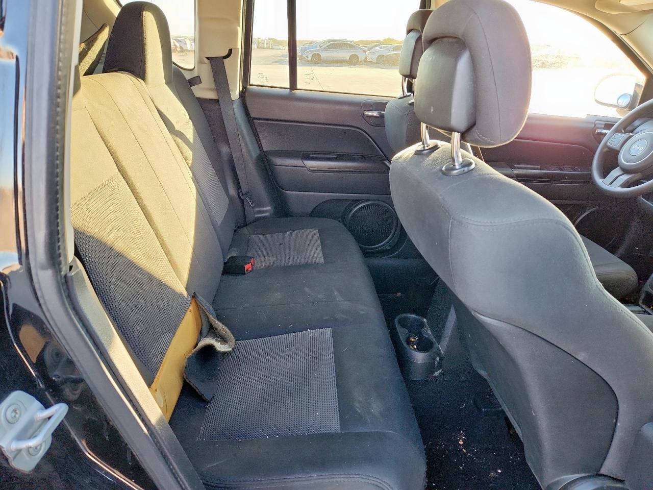 2012 Jeep Compass Sport VIN: 1C4NJCBA4CD611995 Lot: 92289065