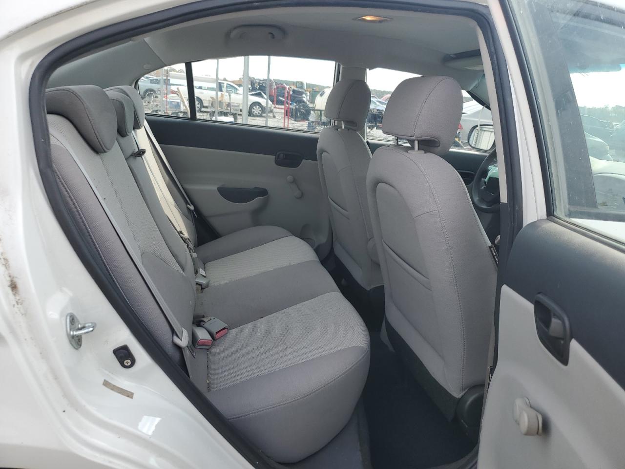 2008 Hyundai Accent Gls VIN: KMHCN46C58U272728 Lot: 91897065