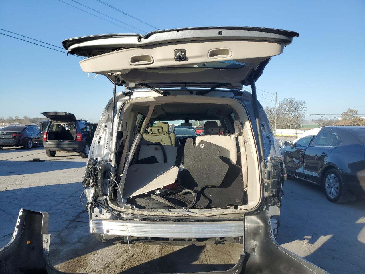 2019 Chrysler Pacifica Limited VIN: 2C4RC1GG2KR730816 Lot: 92813435